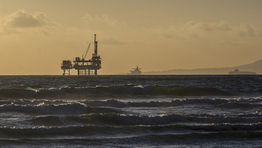 oil platform wings